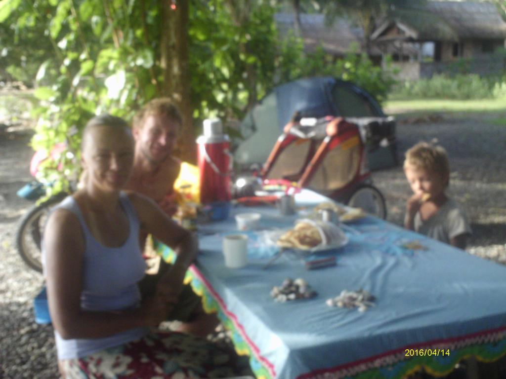 Dolphin View Beach Hotel Ndoma Екстериор снимка